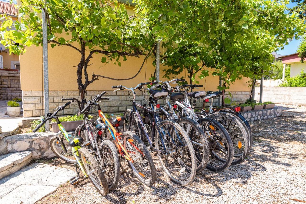 Beach Apartments Villa Kaya Sukošan Eksteriør billede