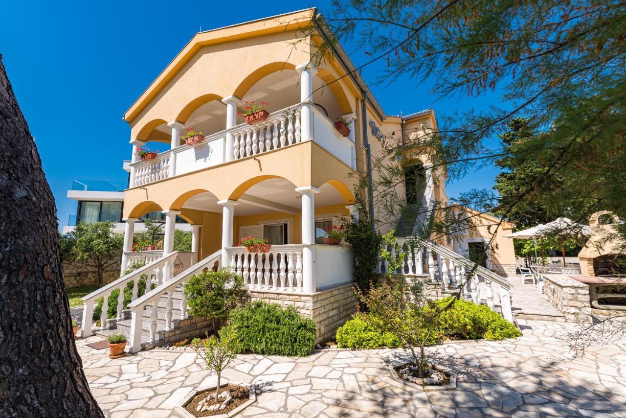 Beach Apartments Villa Kaya Sukošan Eksteriør billede