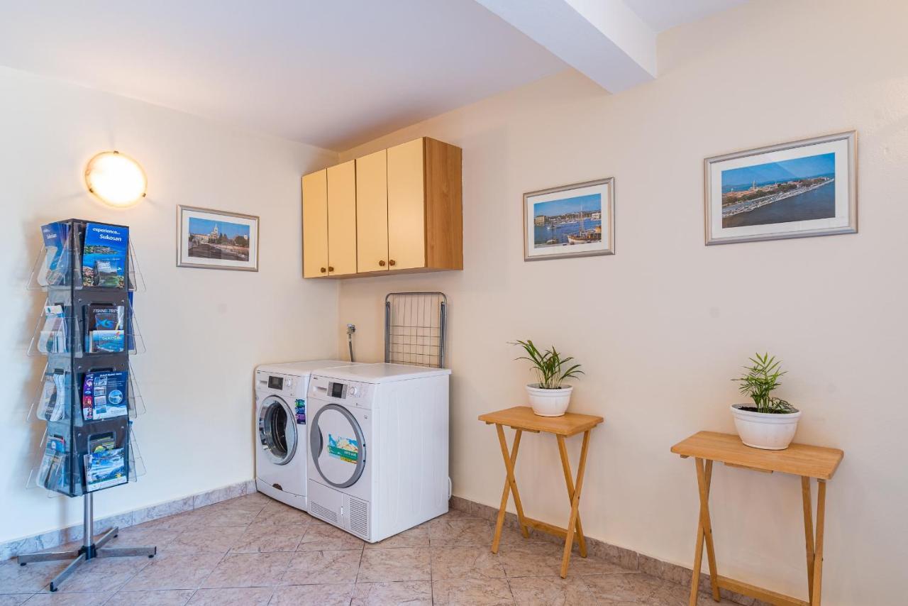 Beach Apartments Villa Kaya Sukošan Eksteriør billede