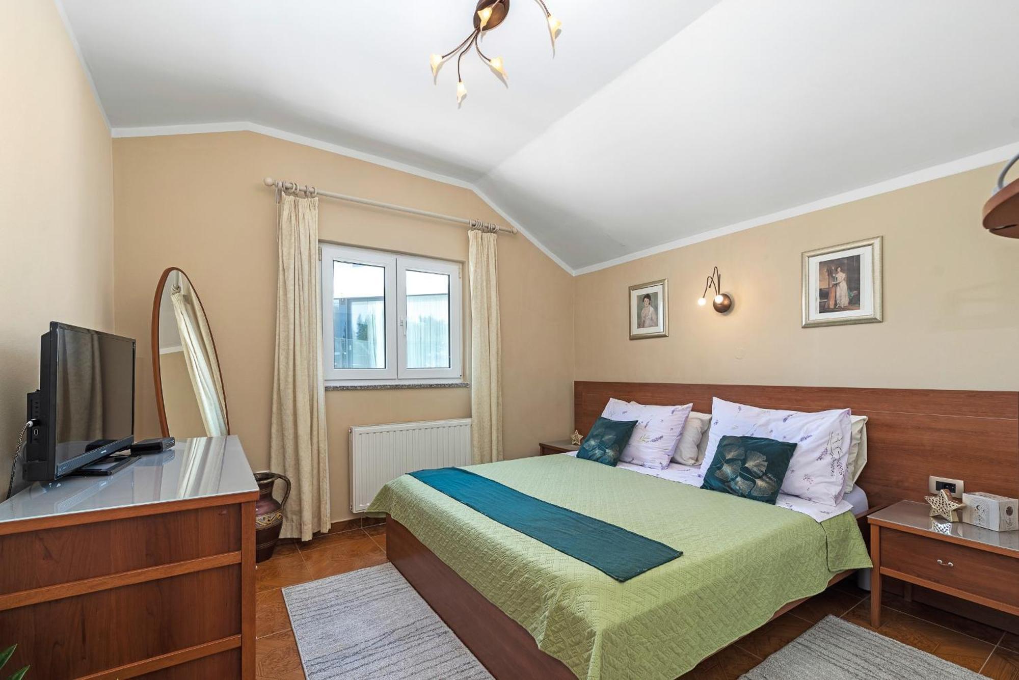 Beach Apartments Villa Kaya Sukošan Værelse billede
